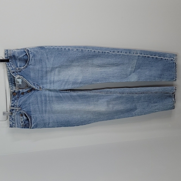 H&M 100% cotton Boyfriend Low Waist Button Fly Tapered Leg Jeans 29/32 - Picture 3 of 10